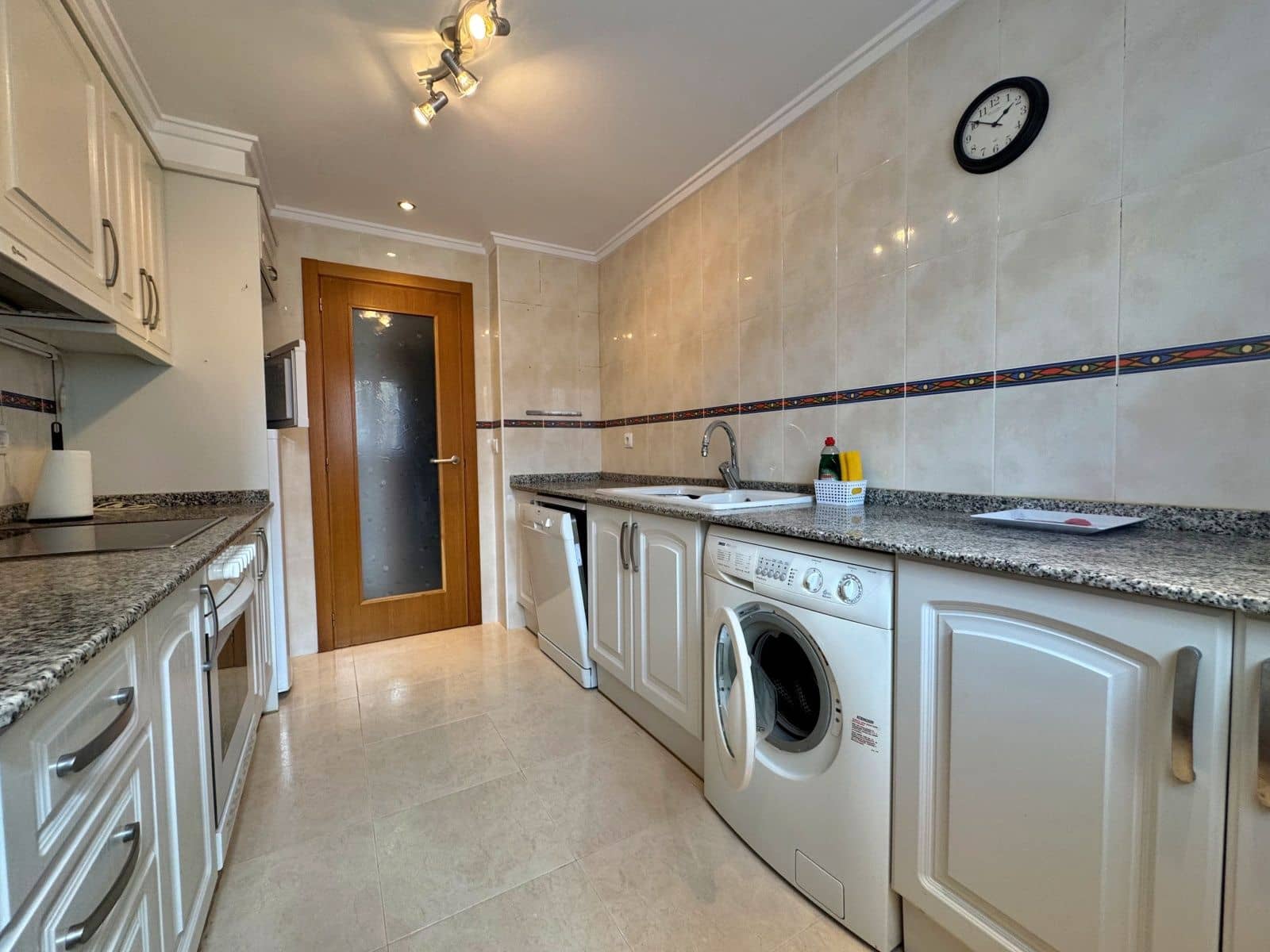 2 slaapkamer Appartement te huur in Teulada met zwembad - € 750 (Ref: 9471637)