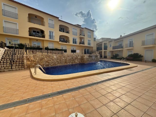2 Zimmer Apartment zu vermieten in Teulada Pueblo, Teulada-Moraira mit Pool - 750 € (Ref: 9471637)