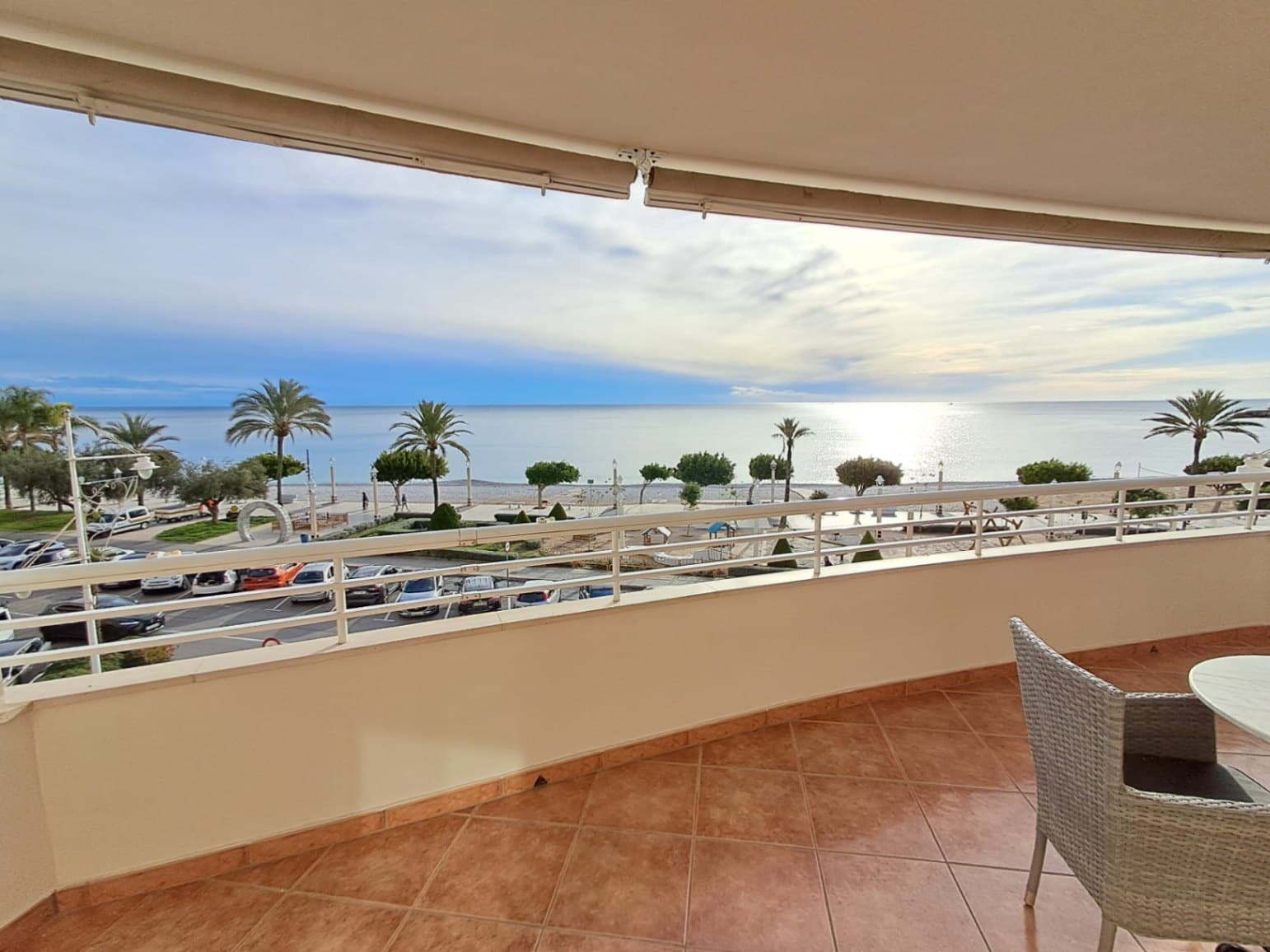 3 bedroom Apartment for rent in Altea with garage - € 2,000 (Ref: 9492731)