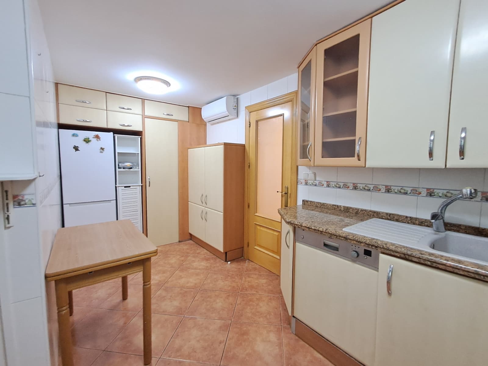 3 bedroom Apartment for rent in Altea with garage - € 2,000 (Ref: 9492731)