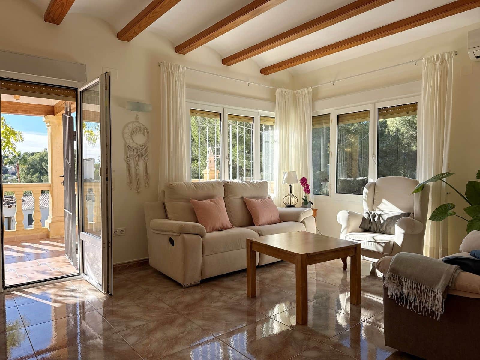 5 sypialnia Willa na sprzedaż w Benissa z basenem garażem - 1 190 000 € (Ref: 9509985)