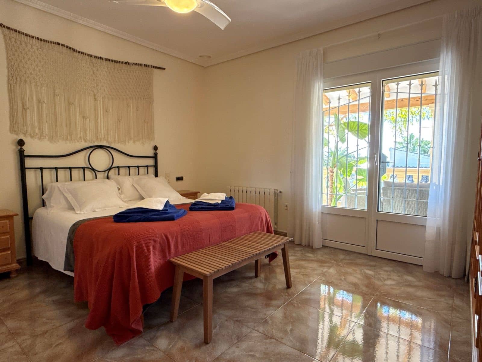 5 sypialnia Willa na sprzedaż w Benissa z basenem garażem - 1 190 000 € (Ref: 9509985)