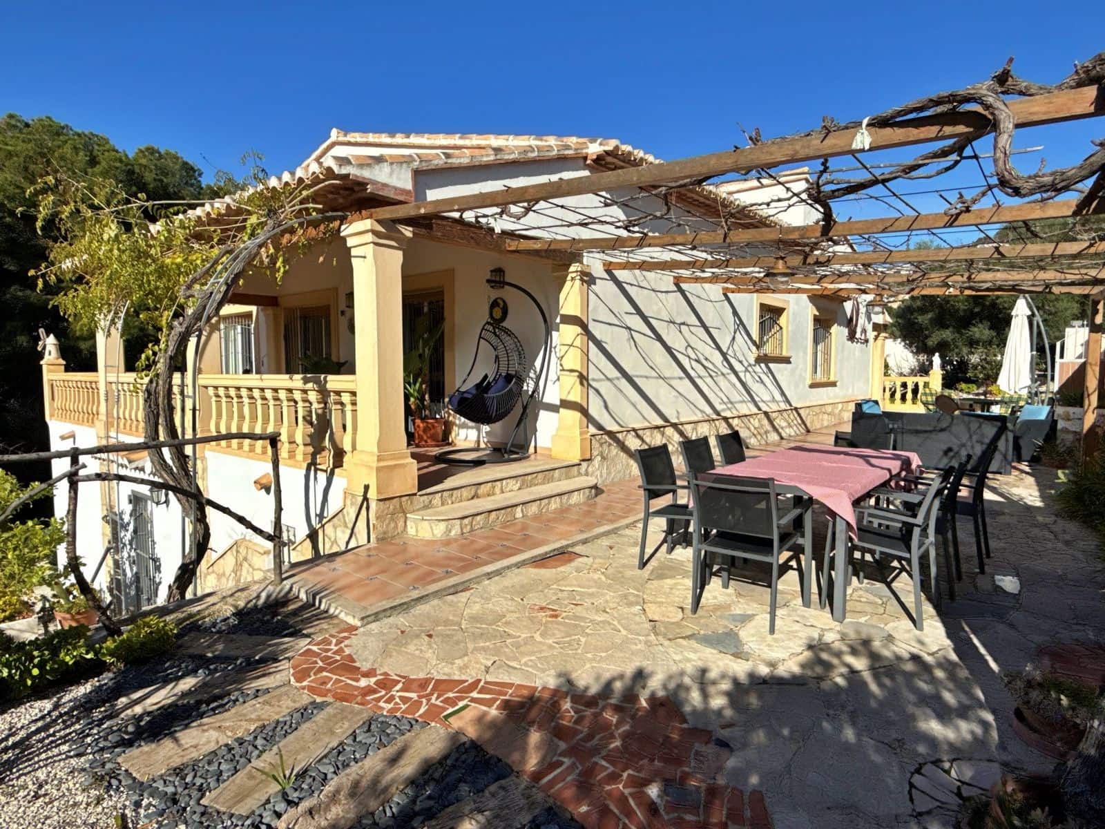 5 sypialnia Willa na sprzedaż w Benissa z basenem garażem - 1 190 000 € (Ref: 9509985)