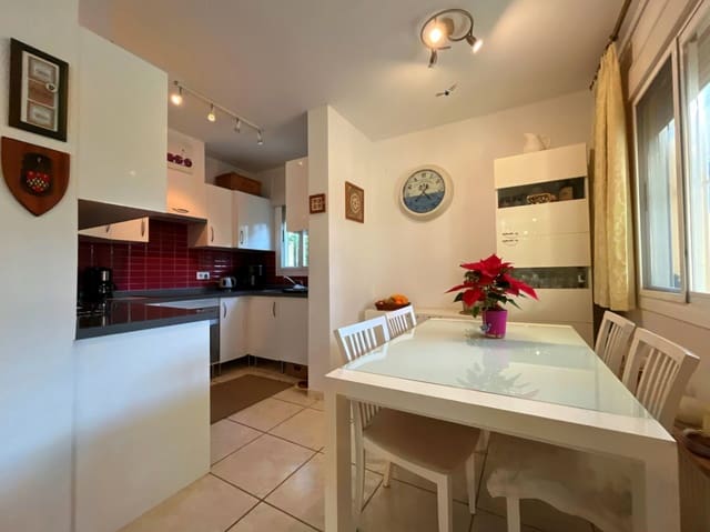 2 bedroom Bungalow for sale in Calpe / Calp with pool garage - € 290,000 (Ref: 9509986)