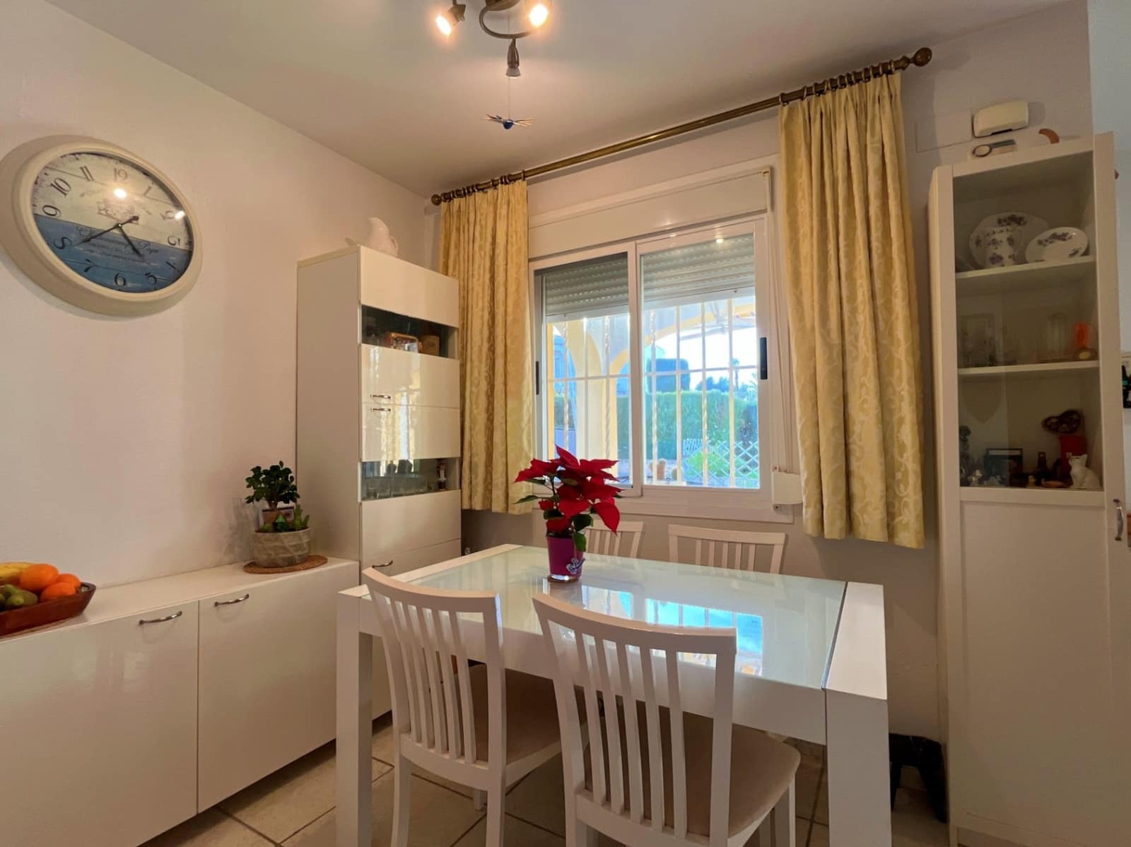 2 bedroom Bungalow for sale in Calpe / Calp with pool garage - € 290,000 (Ref: 9509986)