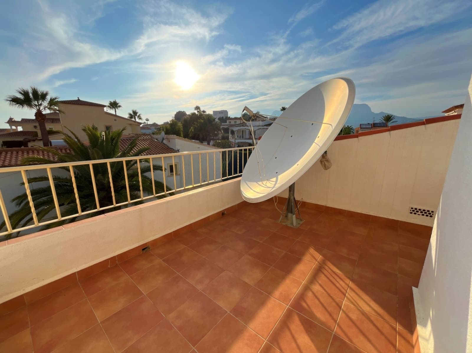 2 bedroom Bungalow for sale in Calpe / Calp with pool garage - € 290,000 (Ref: 9509986)