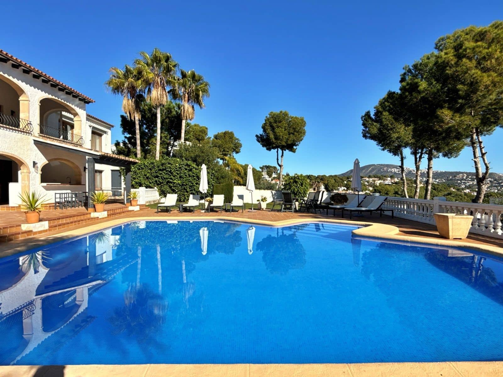 4 soveværelse Villa til salg i Moraira med swimmingpool garage - € 899.950 (Ref: 9528861)