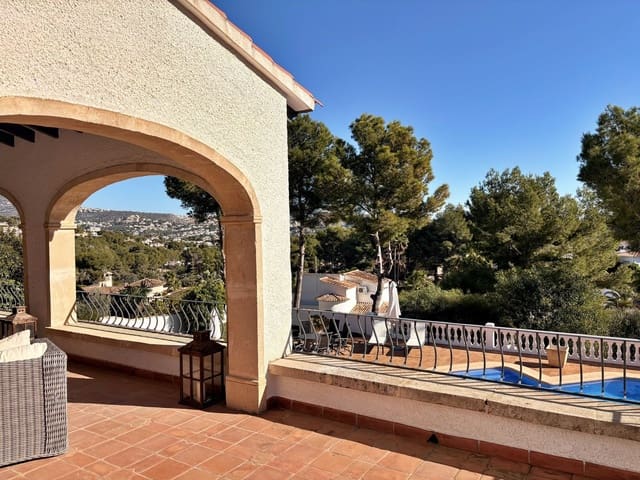 4 soveværelse Villa til salg i Moraira, Teulada-Moraira med swimmingpool garage - € 899.950 (Ref: 9528861)