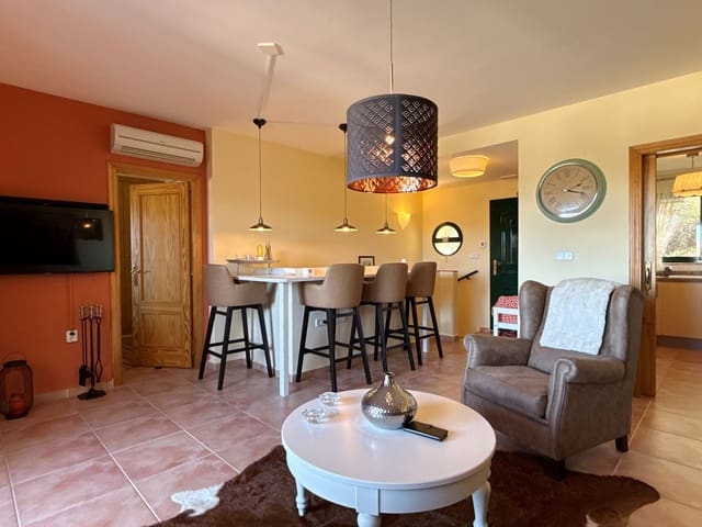 3 soveværelse Villa til salg i Benitachell / Benitatxell med swimmingpool garage - € 399.000 (Ref: 9536453)