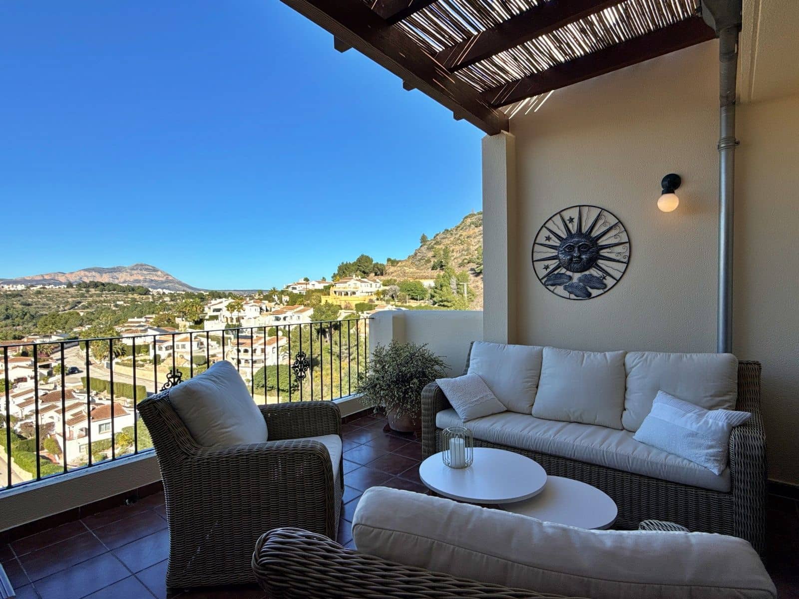 3 soveværelse Villa til salg i Benitachell / Benitatxell med swimmingpool garage - € 399.000 (Ref: 9536453)