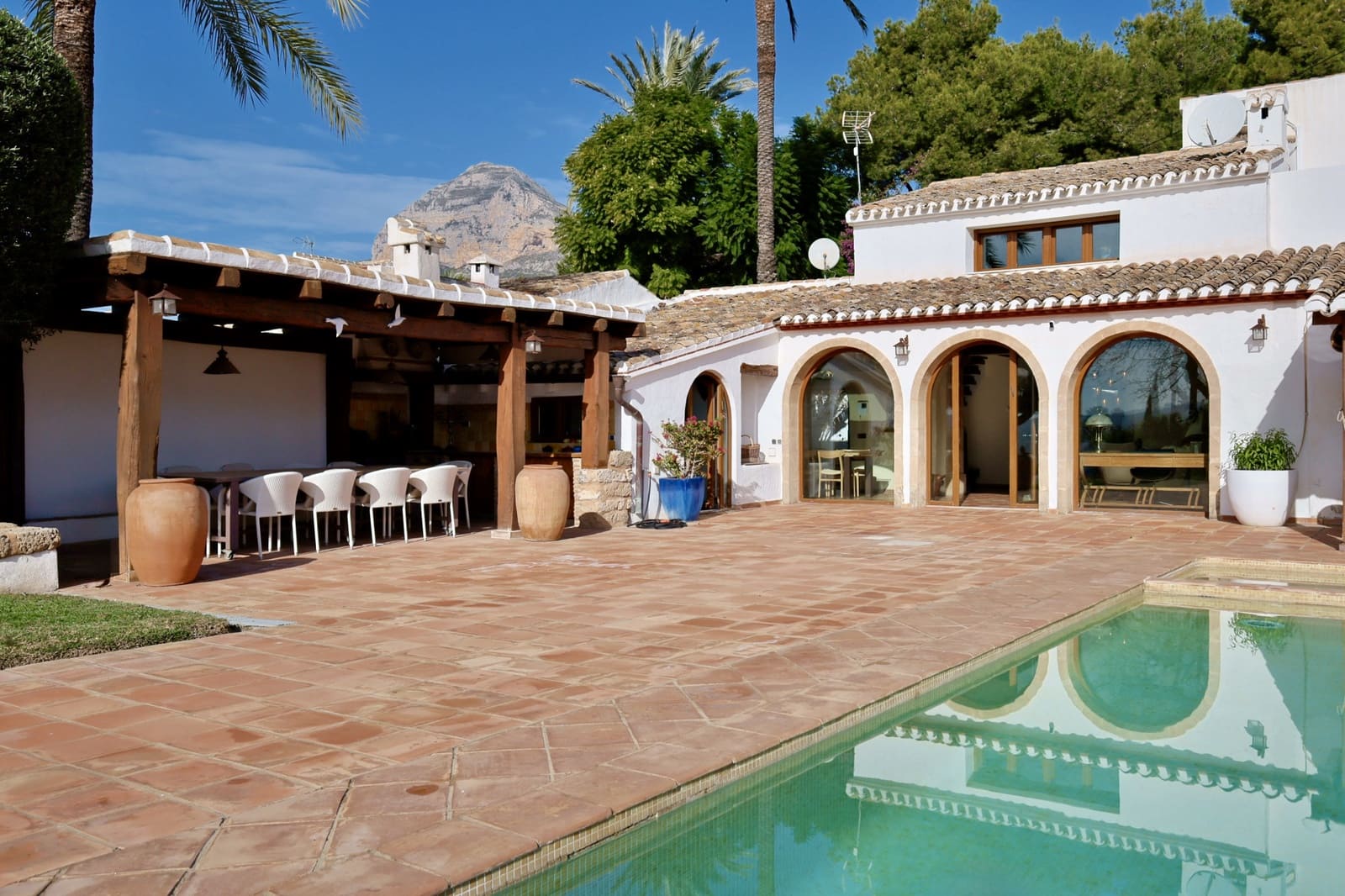 6 sypialnia Willa na sprzedaż w Javea / Xabia z basenem - 1 395 000 € (Ref: 9537448)