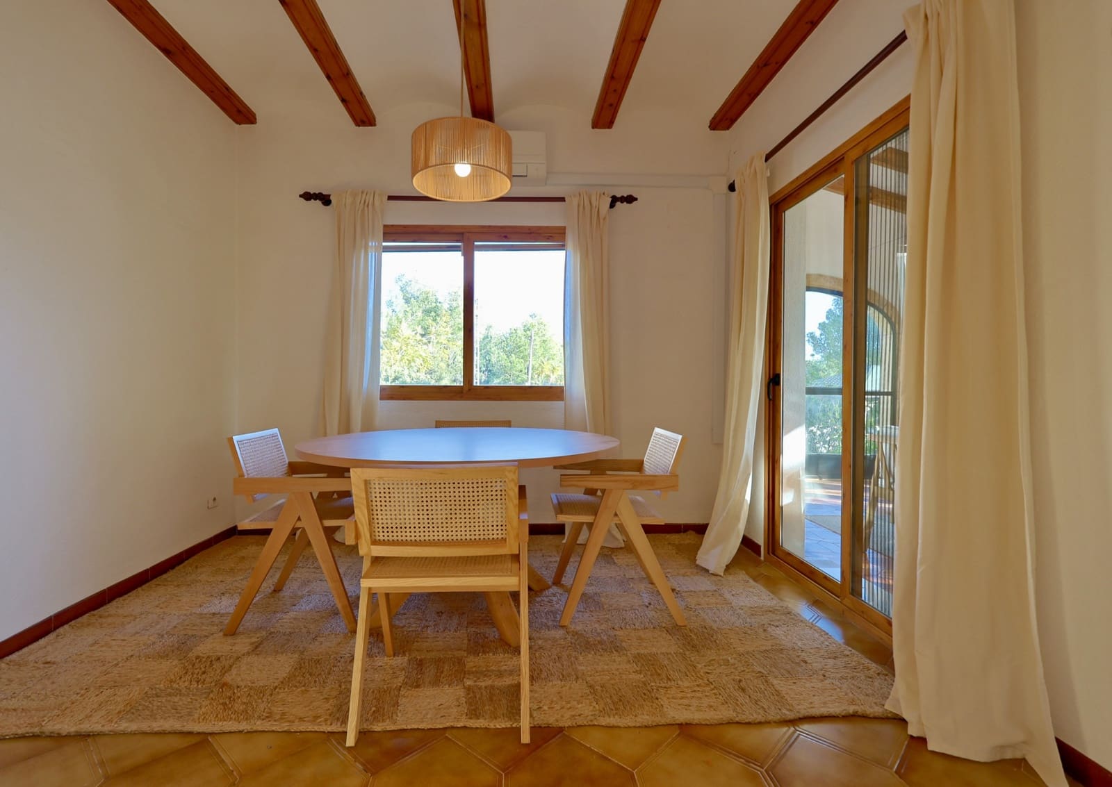 2 soverom Villa til salgs i Javea / Xabia med garasje - € 625 000 (Ref: 9537453)