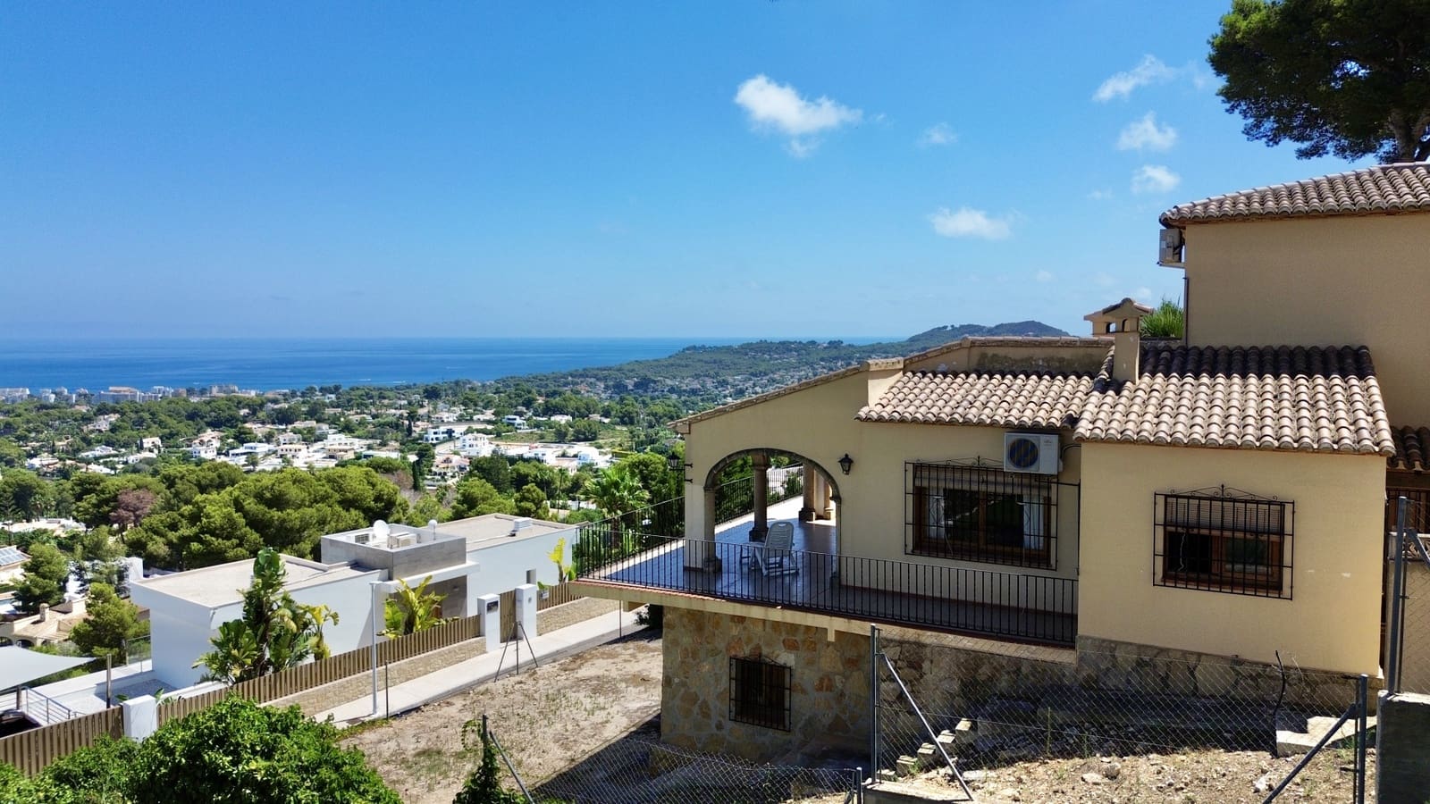 4 bedroom Villa for sale in Adsubia - € 1,250,000 (Ref: 9537459)