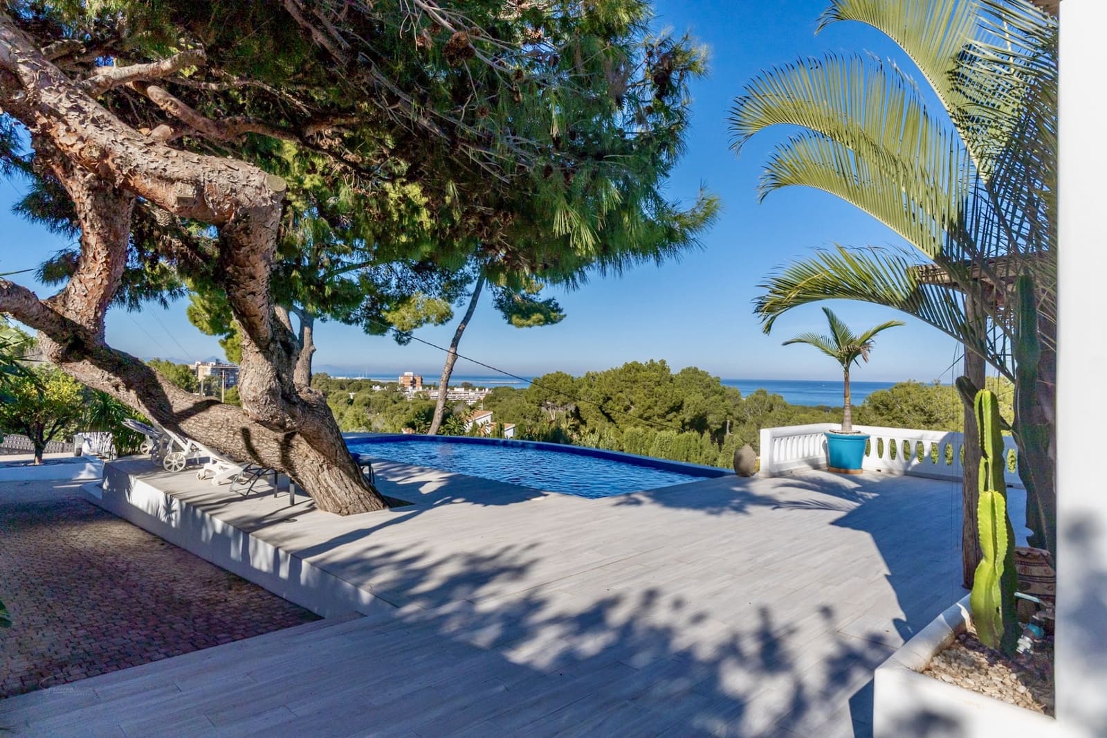 3 sypialnia Willa na sprzedaż w Denia z basenem - 1 590 000 € (Ref: 9537481)