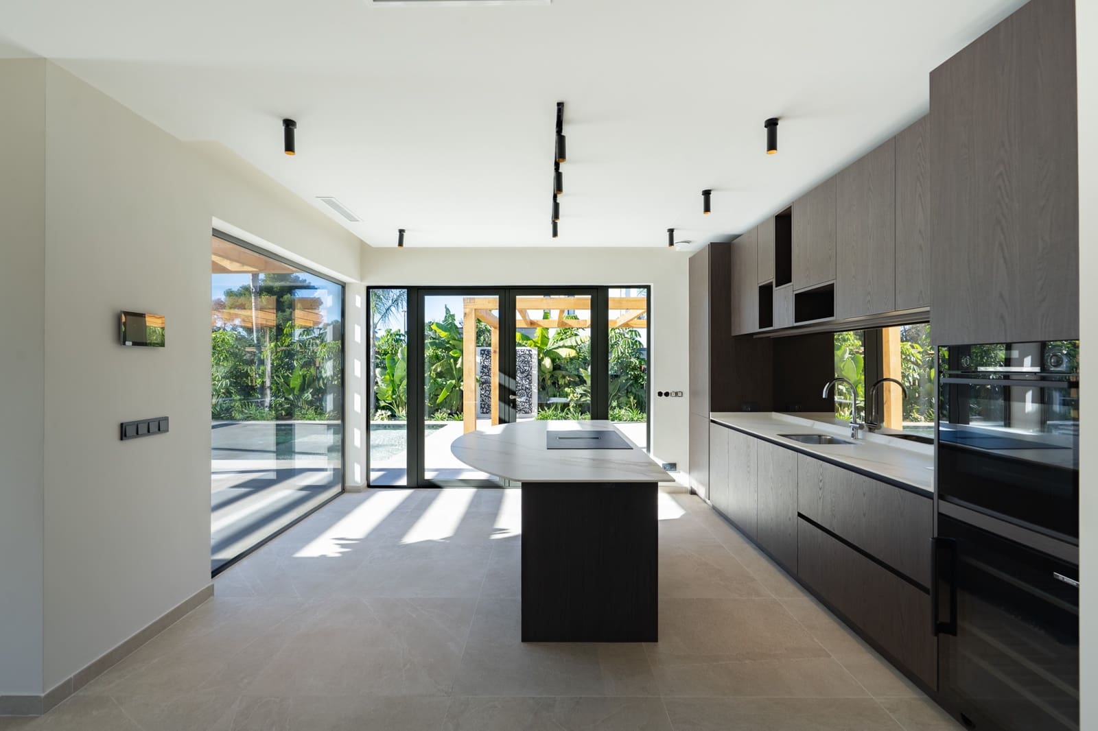 3 bedroom Villa for sale in Javea / Xabia with pool - € 1,749,000 (Ref: 9537489)