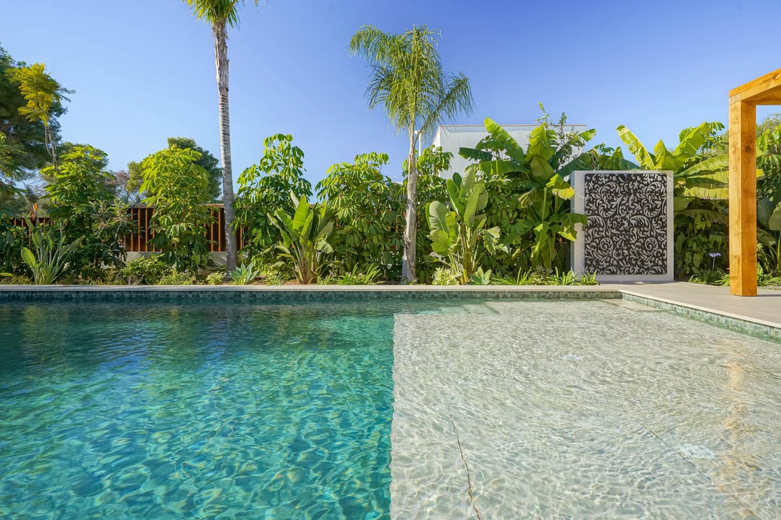 3 bedroom Villa for sale in Javea / Xabia with pool - € 1,749,000 (Ref: 9537489)