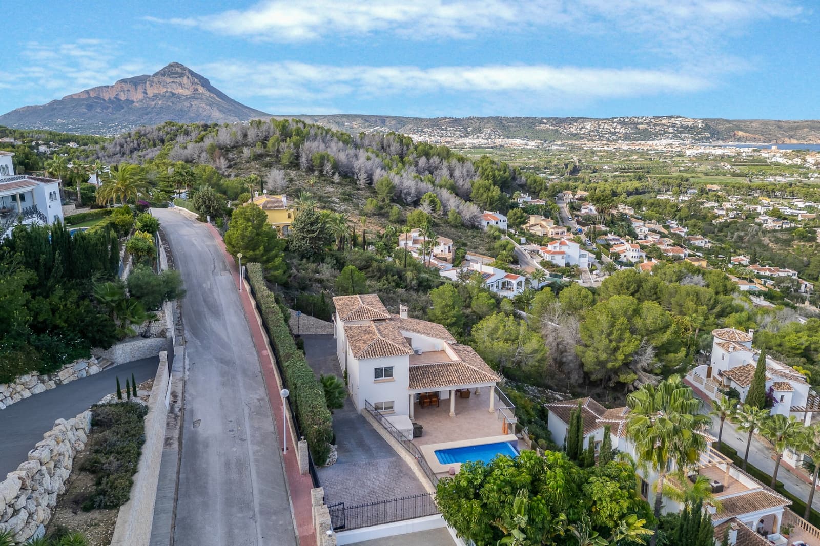 6 soveværelse Villa til salg i Javea / Xabia med swimmingpool - € 1.650.000 (Ref: 9537493)