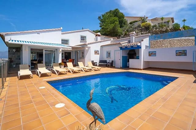 3 soveværelse Villa til salg i Paichi, Teulada-Moraira med swimmingpool - € 990.000 (Ref: 9537496)