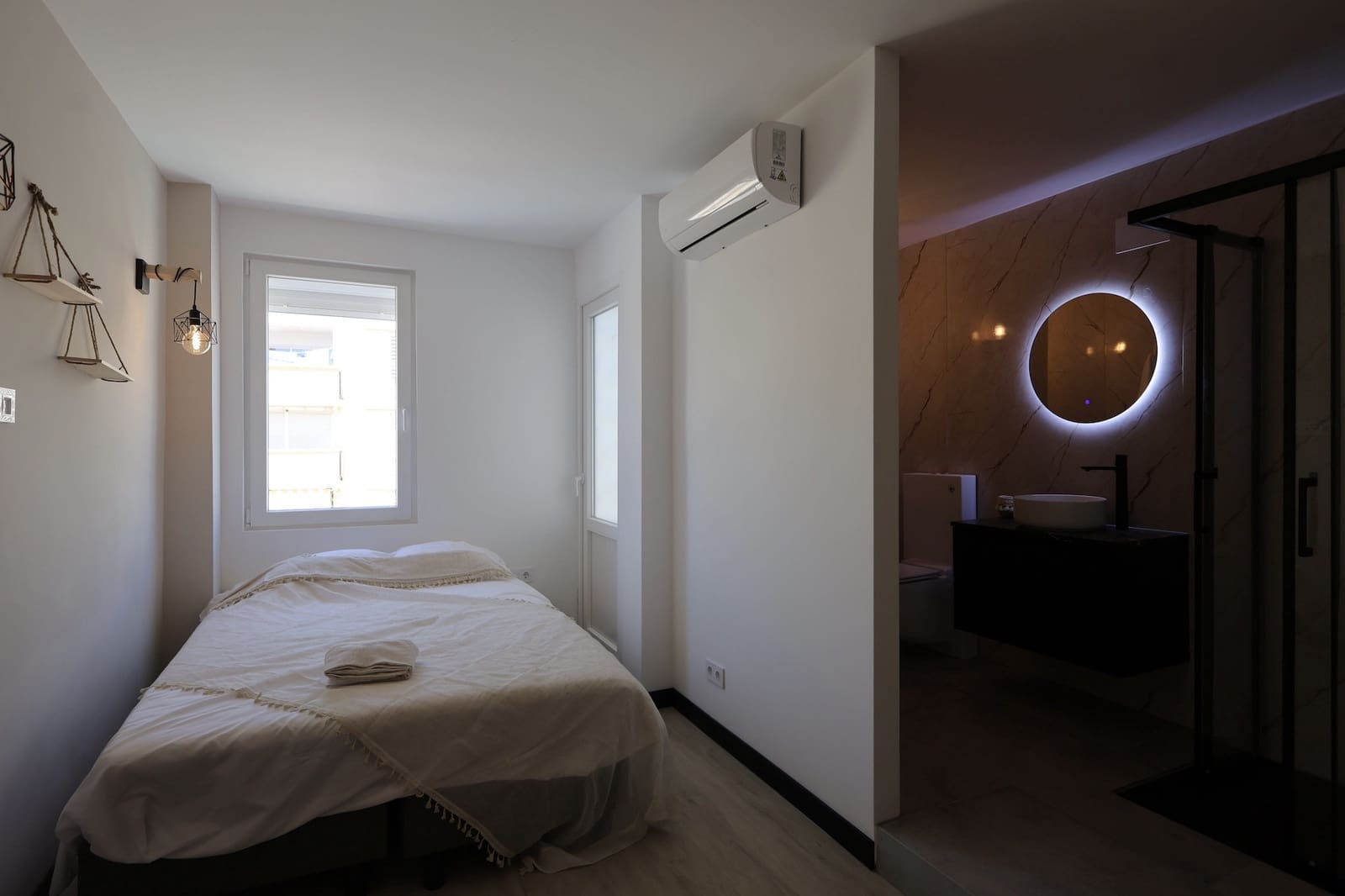 2 sovrum Lägenhet till salu i Arenal - 325 000 € (Ref: 9537497)
