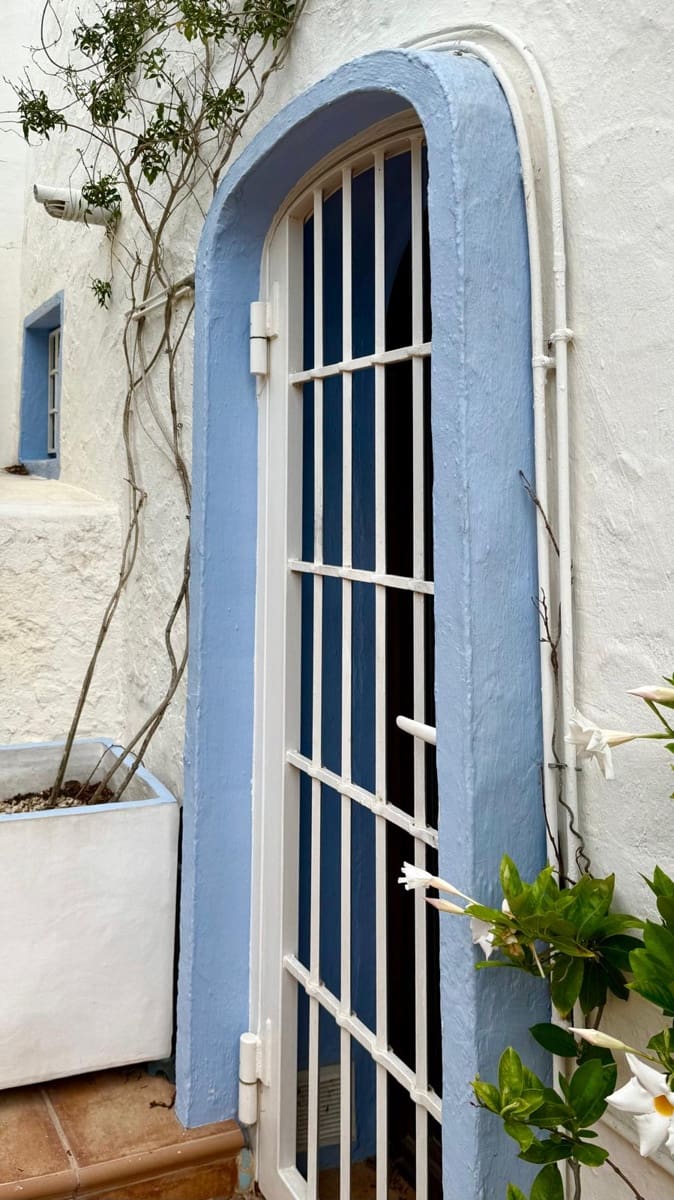 5 bedroom Villa for sale in Javea / Xabia - € 970,000 (Ref: 9537503)