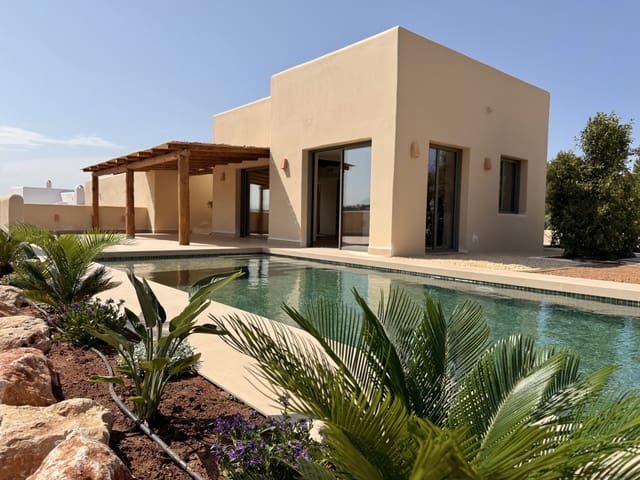 3 soveværelse Villa til salg i Javea / Xàbia med swimmingpool - € 1.375.000 (Ref: 9537531)