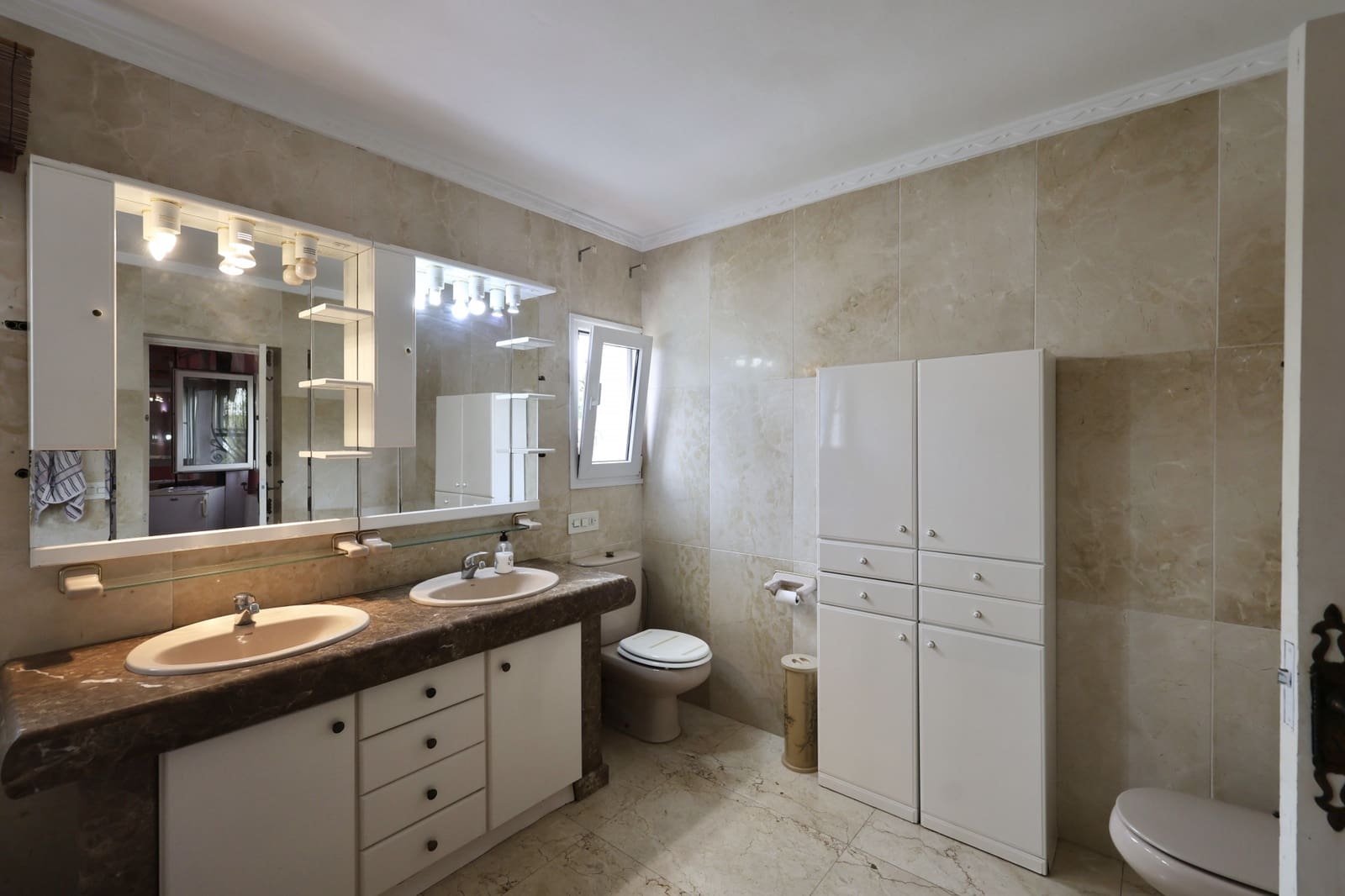 7 soveværelse Villa til salg i Javea / Xabia med swimmingpool - € 850.000 (Ref: 9537535)