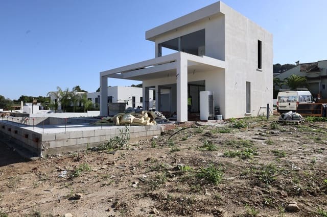 3 soveværelse Villa til salg i Javea / Xàbia med swimmingpool - € 1.295.000 (Ref: 9537539)