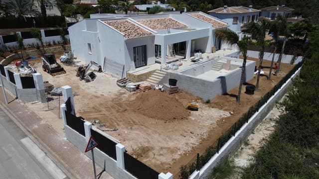 4 soverom Villa til salgs i Javea / Xàbia med svømmebasseng - € 1 225 000 (Ref: 9537540)