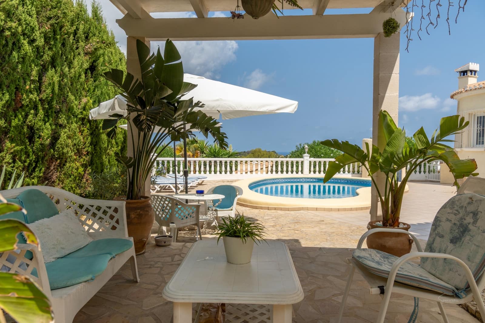 3 chambre Villa/Maison à vendre à Javea / Xabia avec piscine - 850 000 € (Ref: 9537573)