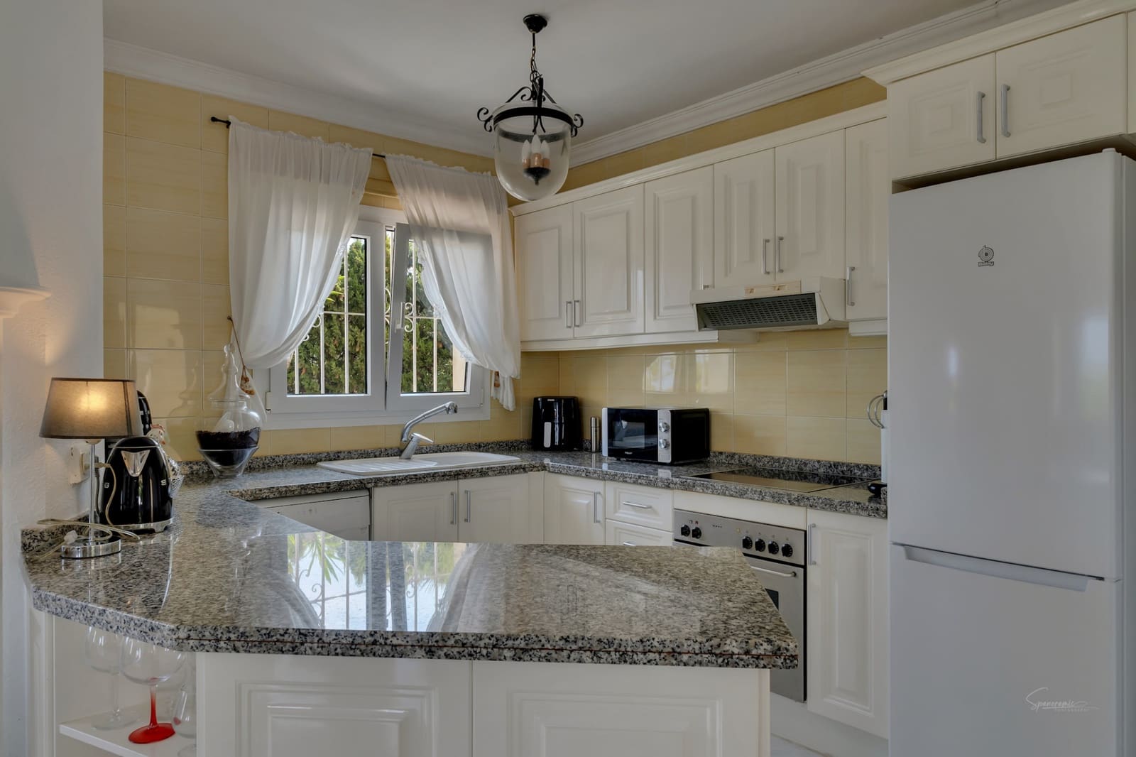 3 chambre Villa/Maison à vendre à Javea / Xabia avec piscine - 850 000 € (Ref: 9537573)