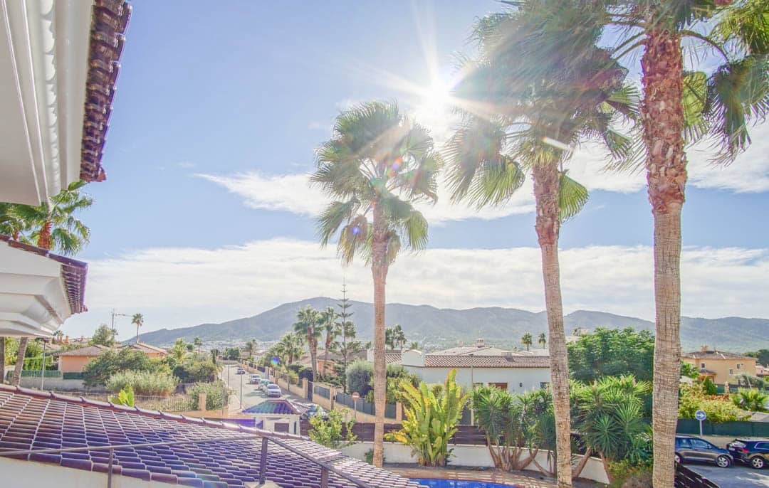 Chalet de 5 habitaciones en Alfaz del Pi / L'Alfàs del Pi en venta con piscina - 1.600.000 € (Ref: 9537596)