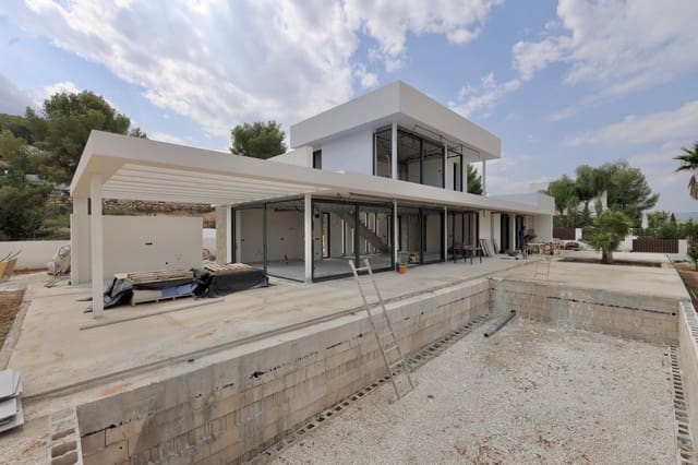 Chalet de 4 habitaciones en Javea / Xàbia en venta con piscina - 1.300.000 € (Ref: 9537604)