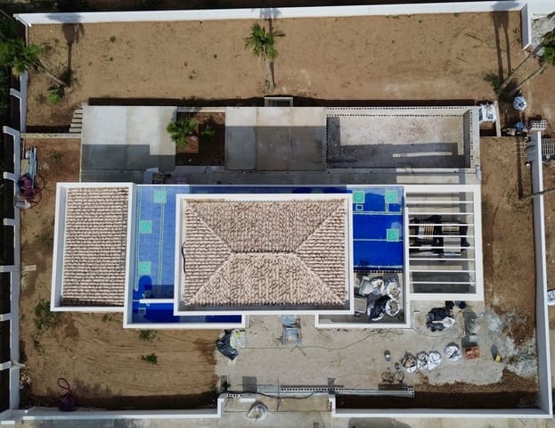 Chalet de 4 habitaciones en Javea / Xàbia en venta con piscina - 1.300.000 € (Ref: 9537604)