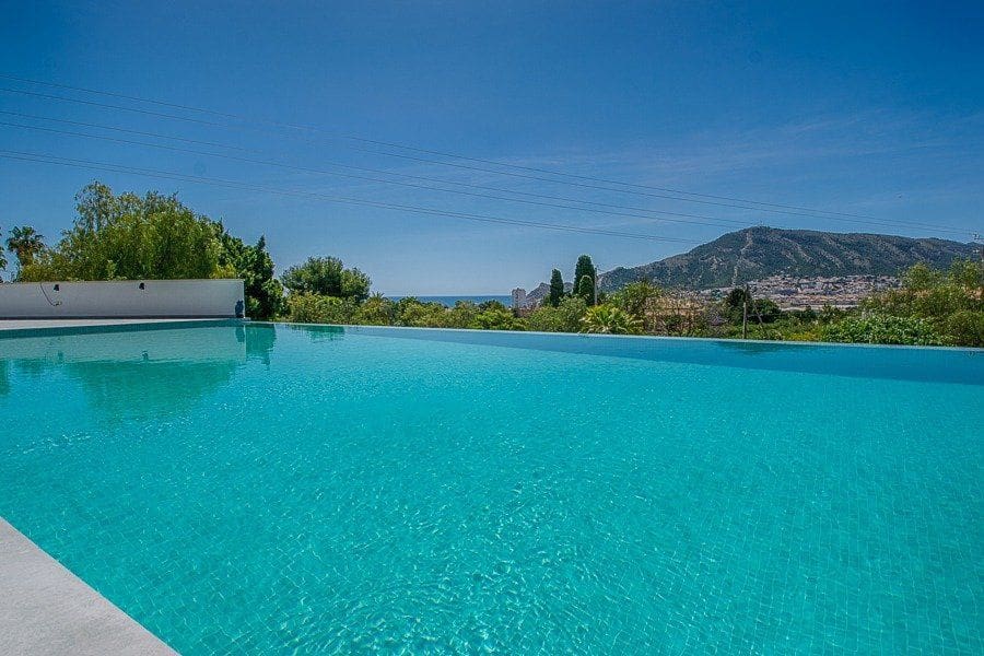 5 quarto Moradia para venda em Altea com piscina - 2 700 000 € (Ref: 9537711)