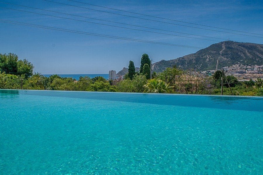 5 quarto Moradia para venda em Altea com piscina - 2 700 000 € (Ref: 9537711)
