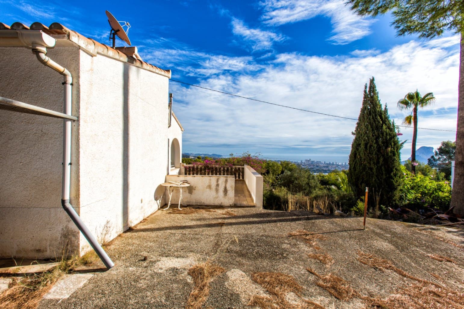 2 makuuhuone Huvila myytävänä paikassa Calpe / Calp mukana uima-altaan - 548 000 € (Ref: 9538703)