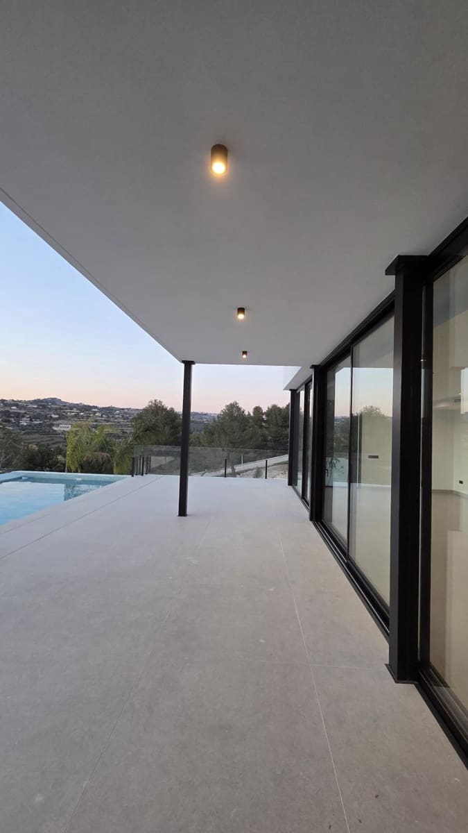 3 Zimmer Villa zu verkaufen in Calpe / Calp - 1.135.000 € (Ref: 9538725)