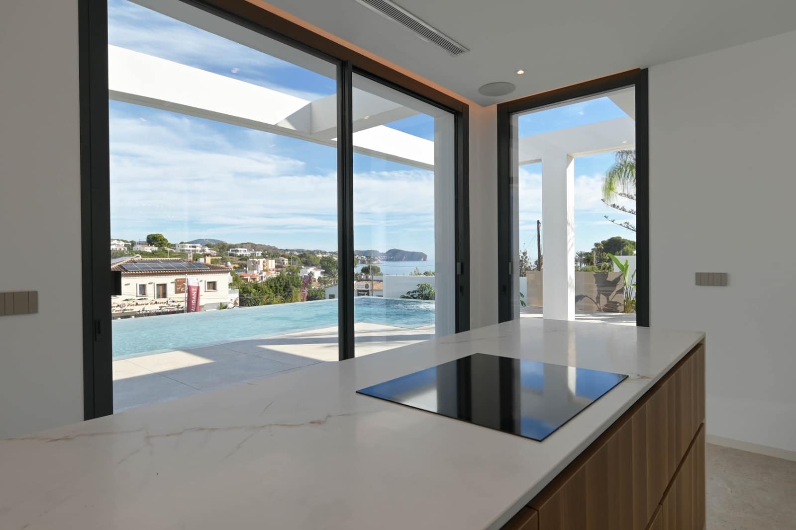 4 soveværelse Villa til salg i Benissa med garage - € 3.195.000 (Ref: 9538733)