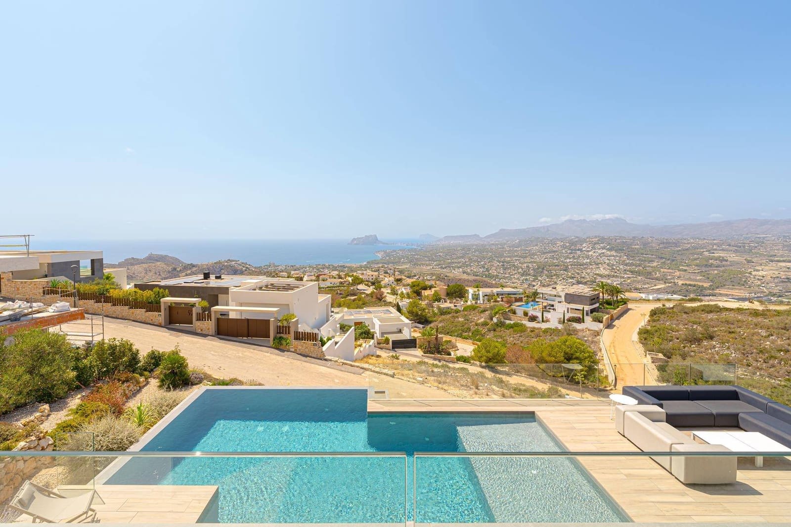 4 soveværelse Villa til salg i Cumbre del Sol med swimmingpool - € 2.950.000 (Ref: 9538754)