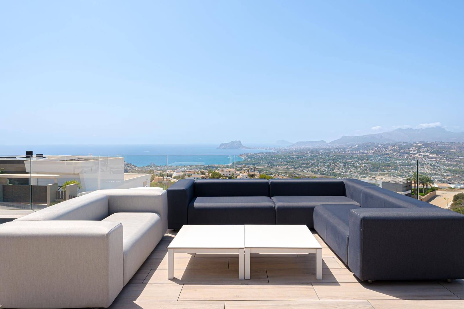 4 soveværelse Villa til salg i Cumbre del Sol med swimmingpool - € 2.950.000 (Ref: 9538754)