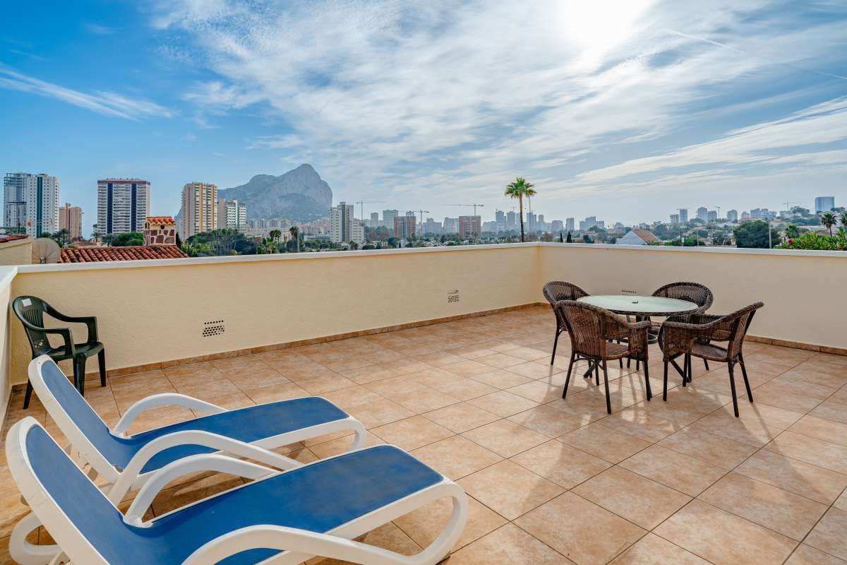3 soverom Villa til salgs i Calpe / Calp med svømmebasseng garasje - € 725 000 (Ref: 9538770)