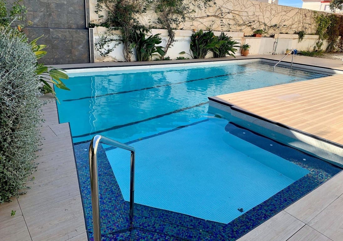 6 soverom Villa til salgs i Albir med svømmebasseng - € 2 100 000 (Ref: 9538776)