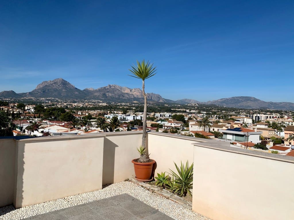 6 soverom Villa til salgs i Albir med svømmebasseng - € 2 100 000 (Ref: 9538776)