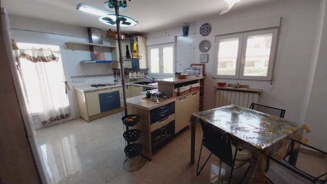 5 bedroom Villa for sale in Benidorm - € 735,000 (Ref: 9538785)