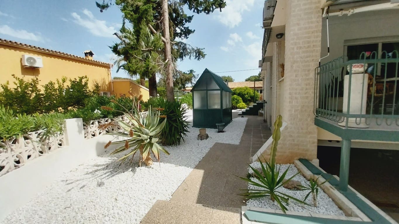 5 bedroom Villa for sale in Benidorm - € 735,000 (Ref: 9538785)