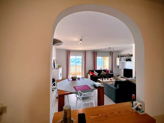 3 soveværelse Lejlighed til salg i Jalón / Xaló med swimmingpool garage - € 250.000 (Ref: 9539024)