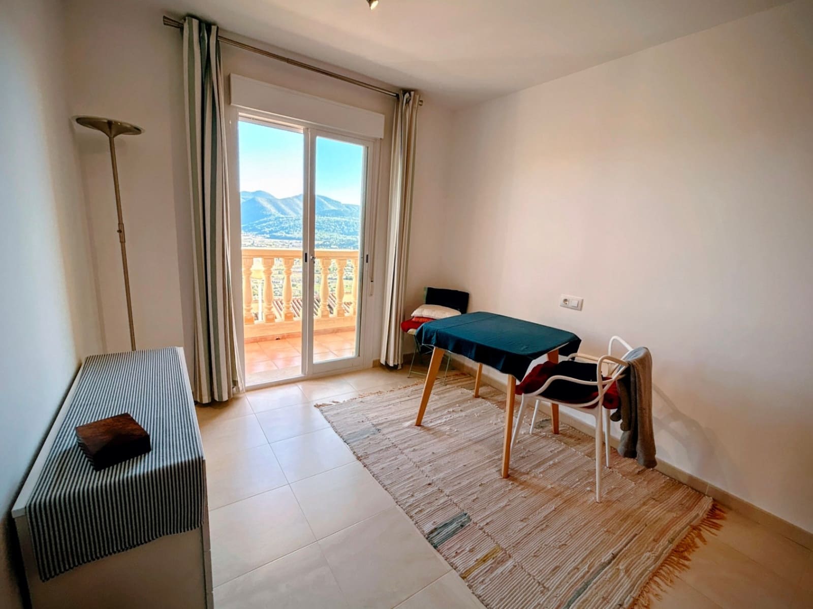 3 soveværelse Lejlighed til salg i Jalon / Xalo med swimmingpool garage - € 250.000 (Ref: 9539024)