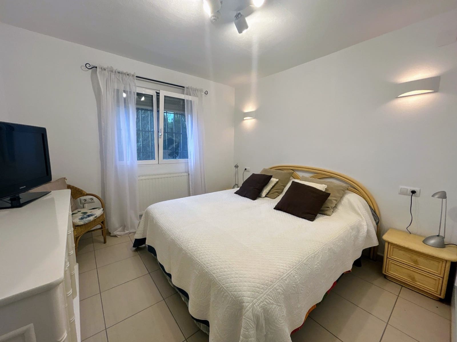 4 slaapkamer Villa te koop in Monte Pego met zwembad garage - € 560.000 (Ref: 9548537)