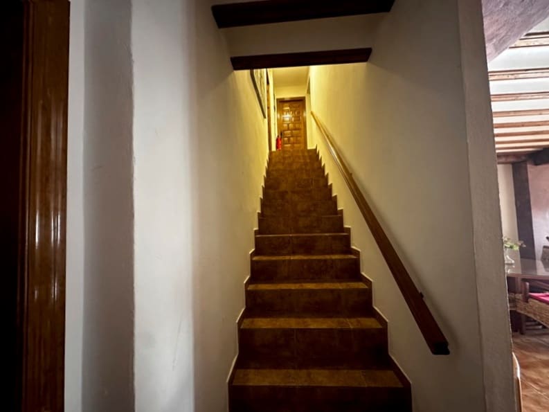 8 bedroom Villa for sale in Lorca with pool garage - € 625,000 (Ref: 9548919)