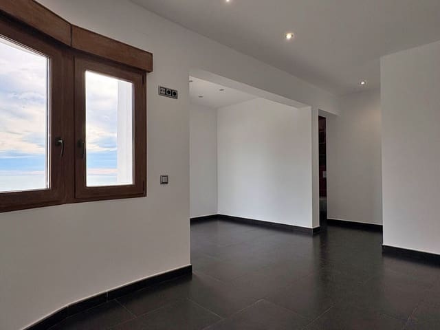 4 soveværelse Villa til salg i Moraira, Teulada-Moraira med swimmingpool garage - € 1.450.000 (Ref: 9548920)